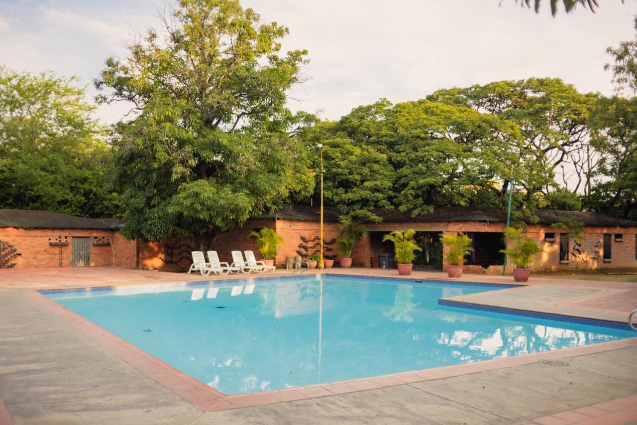 Hotel Faranda Bolivar Cucuta, A Member Of Radisson Individuals Екстер'єр фото